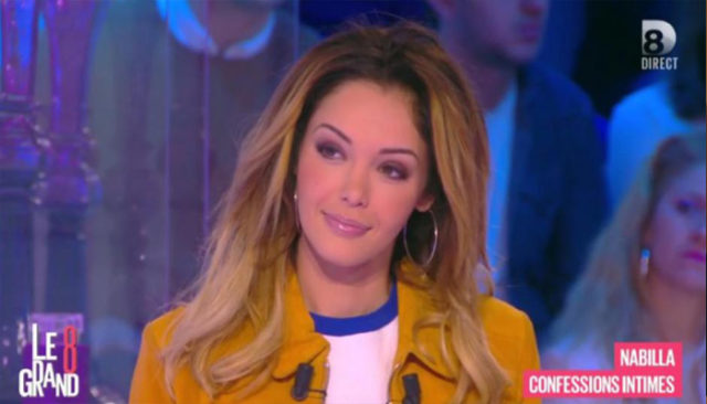 Nabilla dans l'émission du Grand 8 / Capture D8