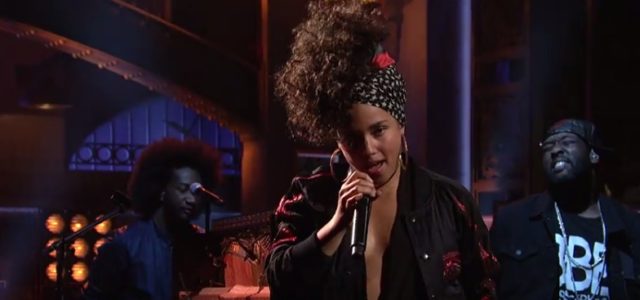 Alicia Keys sur le plateau du SNL / Capture youtube