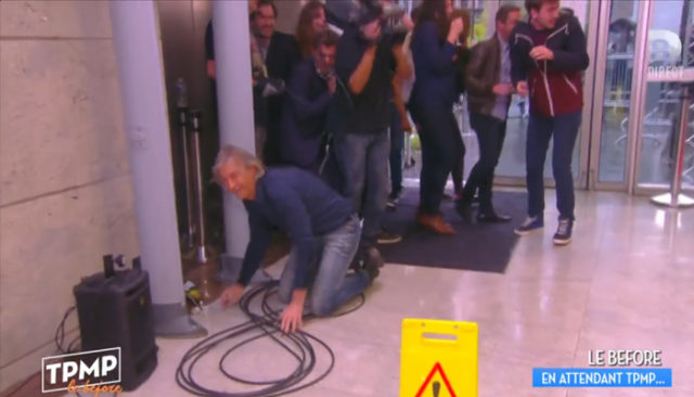 Gilles Verdez se blesse dans TPMP / Capture D8