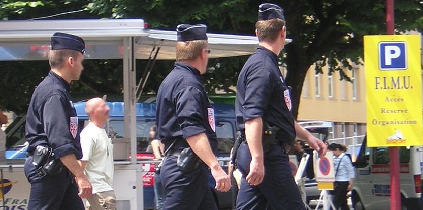 policiers