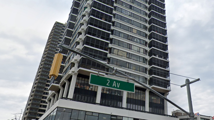  New-York : un enfant âgé de 3 ans fait une chute mortelle du 29ème étage d’un gratte-ciel à Manhattan