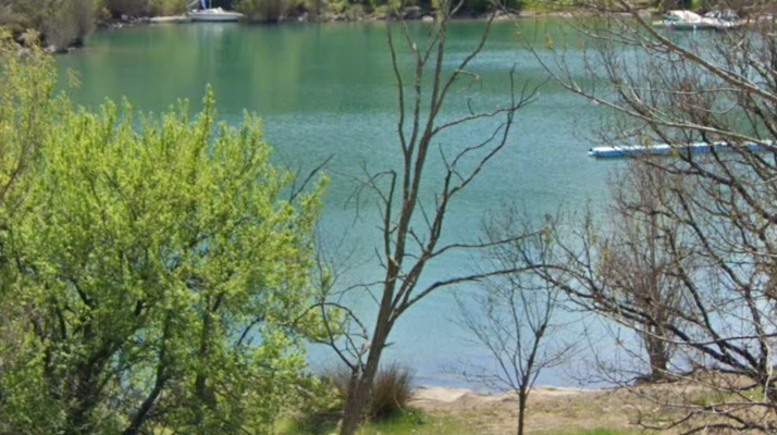  Var. Un adolescent de 17 ans décède après s’être noyé dans un lac : il ne savait pas nager
